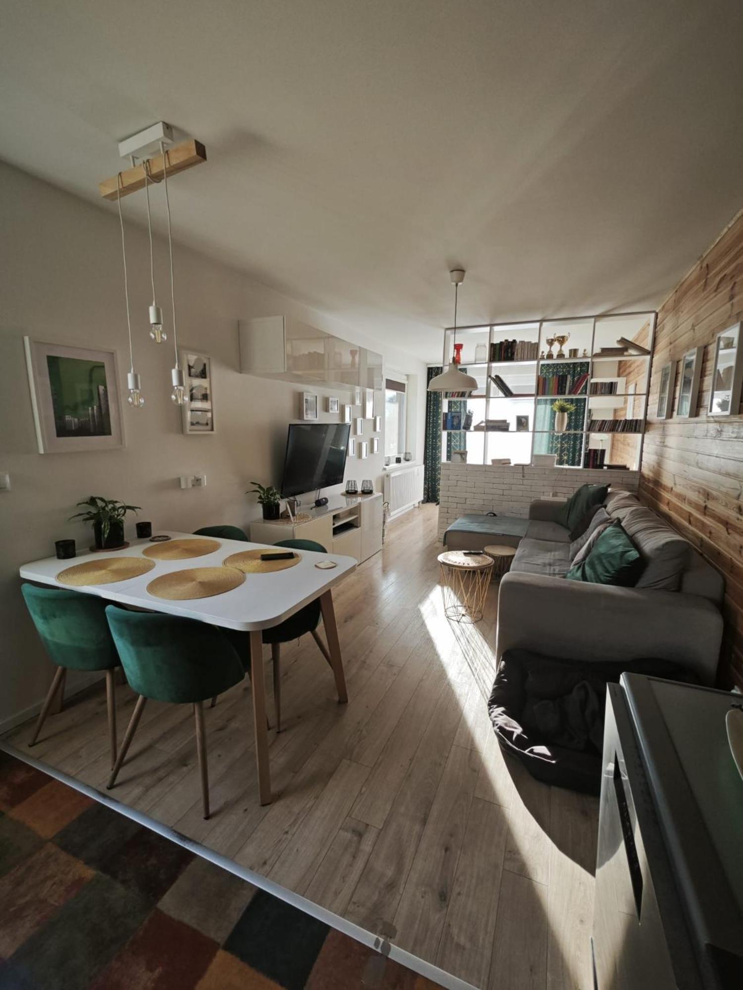 Apartament - Krasinskiego Appartement Kłodzko Buitenkant foto